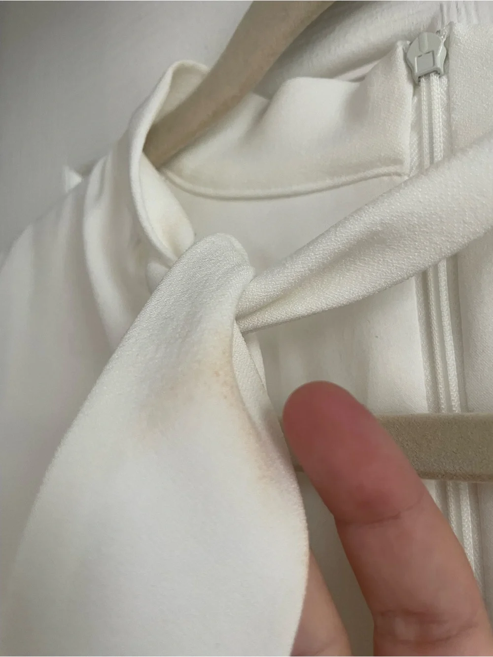 Maggy London White Sleeveless Bow Neck Fit-and-Flare Dress WEDDING/WORK SZ 2P